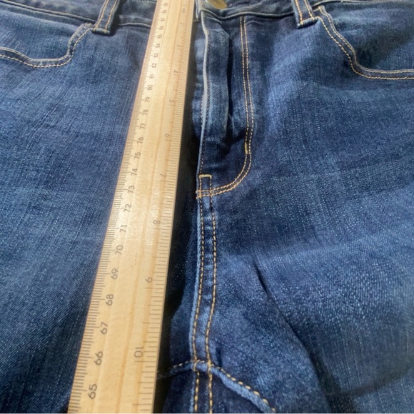 ✨ Title:
NWOT
American Eagle Hi-Rise Jegging Jeans 12 Regular Dark Wash - Picture 3 of 11